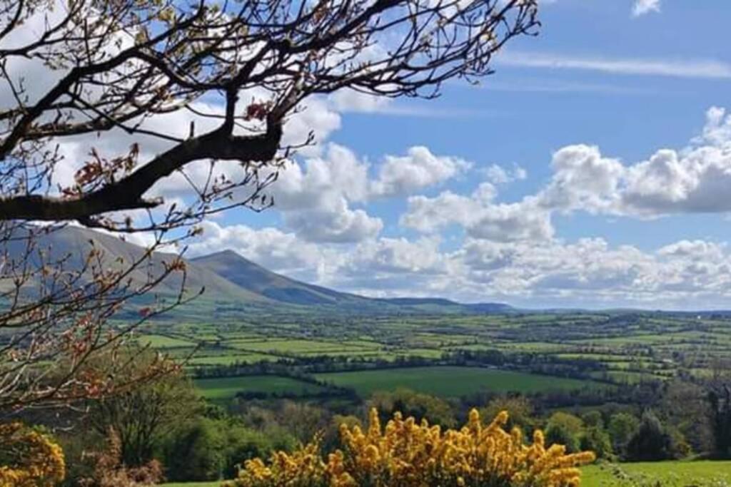 Corderry Farmhouse, Idyllic Cottage Amid 250 Acres Lisvernane Exteriör bild