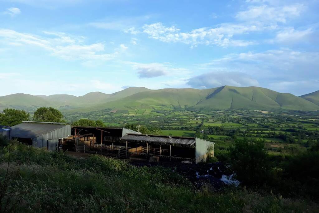 Corderry Farmhouse, Idyllic Cottage Amid 250 Acres Lisvernane Exteriör bild