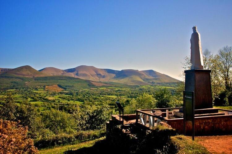 Corderry Farmhouse, Idyllic Cottage Amid 250 Acres Lisvernane Exteriör bild